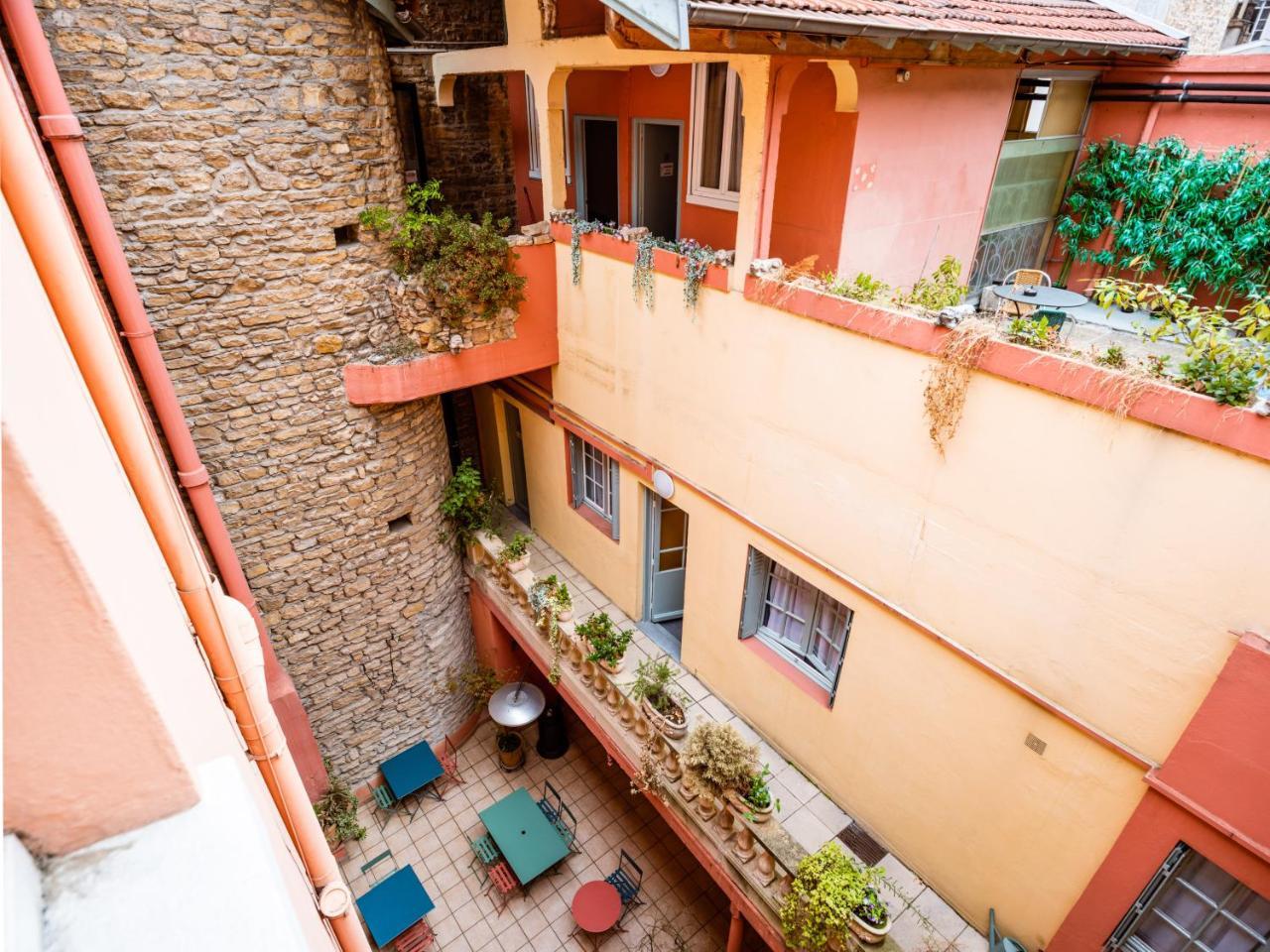 Au Patio Morand Hotel Lyon Exterior photo
